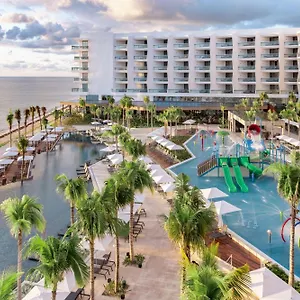 Hilton Cancun, An Üdülőközpont